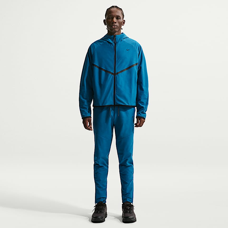 F.C. Barcelona Strike Men's Nike Dri-FIT Football Knit Tracksuit